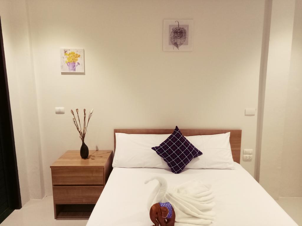 Baan Phunwanna Villa Kata-part Kültér fotó