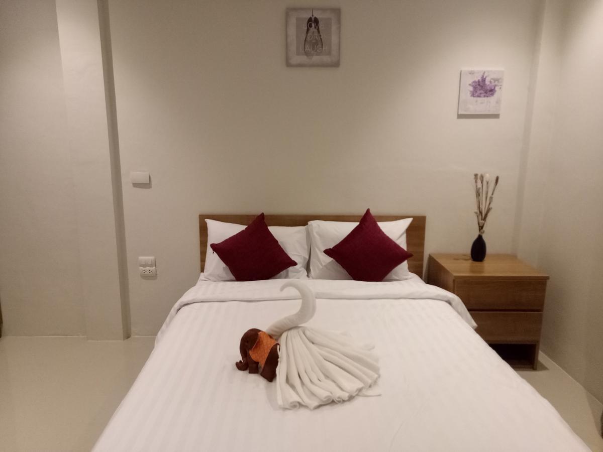 Baan Phunwanna Villa Kata-part Kültér fotó